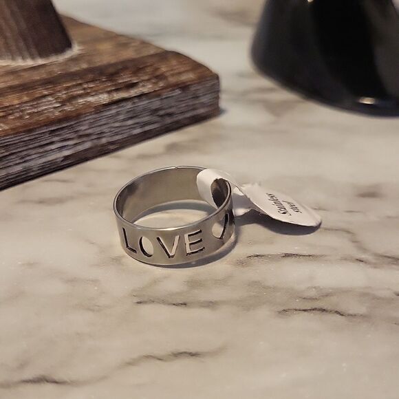 Stainless Steel Ring Love Stamped Size 7 - Picture 13 of 15
